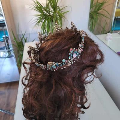Brunette red long curly wig